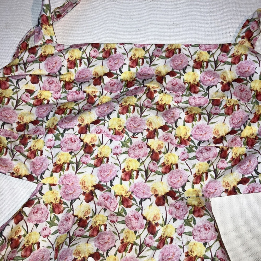 Mabel Gorgeous Floral Cut Out Mini Dress Size L White, Pink, Yellow Flowers - Picture 14 of 16